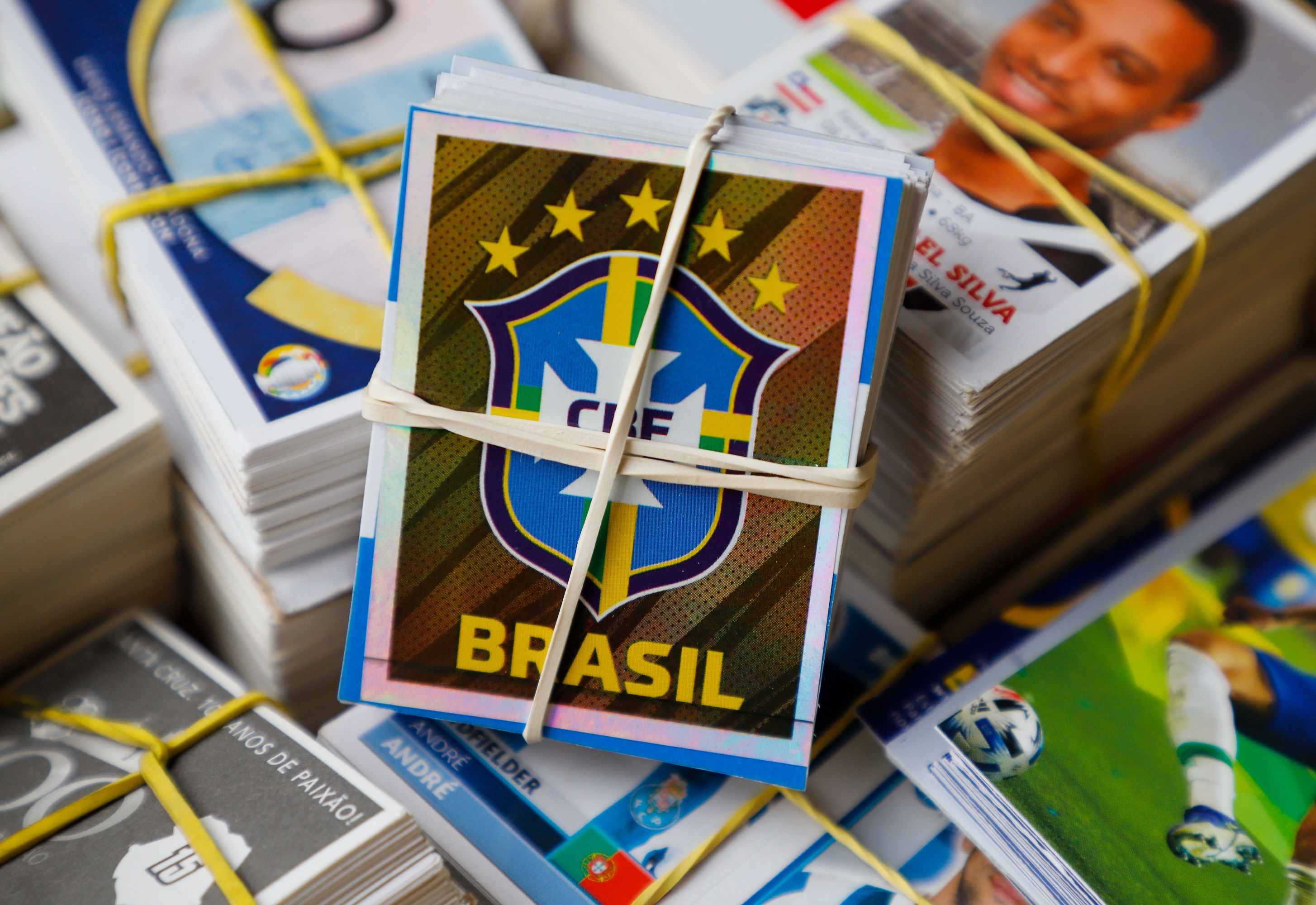 Figurinhas extras da Copa do Mundo podem valer uma fortuna!